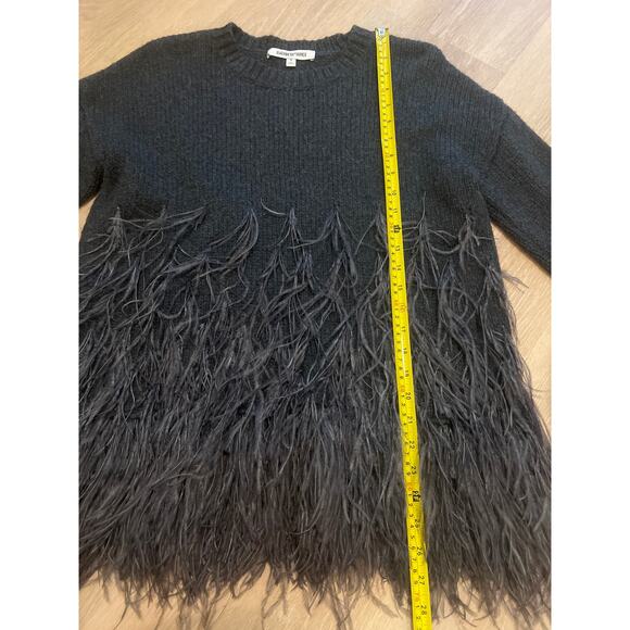 Elizabeth and James Feather Trimmed Cotton Blend Sweater Dark Gray Size Small - Picture 3 of 6